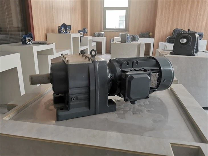 1.1 Kw Gear Motor